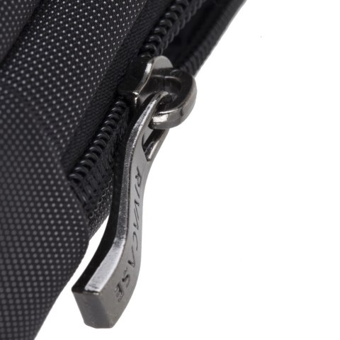 Etui Rivacase Central 13.3 czarne 8203 Etui Rivacase Central 13.3 czarne 8203
