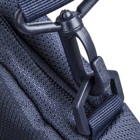 Torba Rivacase Komodo 15.6 Granatowa 8035 Torba Rivacase Komodo 15.6 Granatowa 8035