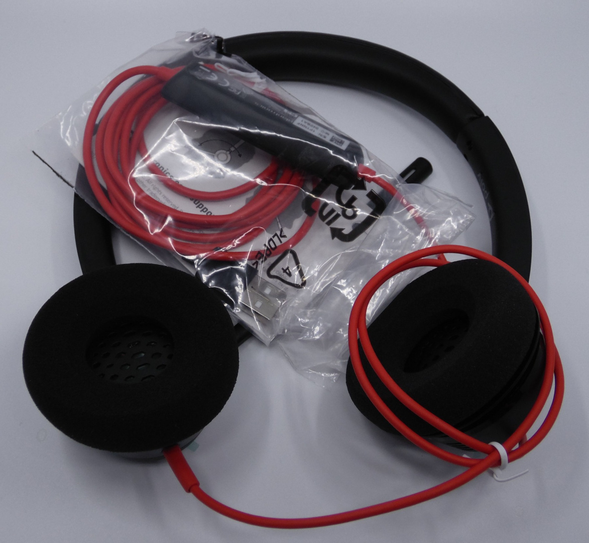Poly Blackwire 3320, BW3320 USB-A 213934-01 z mikrofonem Poly Blackwire 3320, BW3320 USB-A 213934-01 z mikrofonem