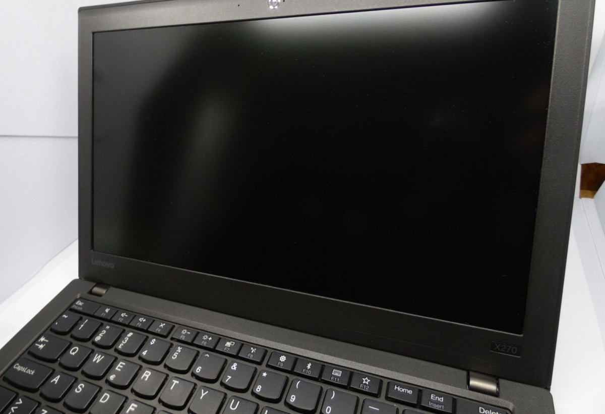Lenovo Thinkpad X270 i3-6006U 4GB 12.5" 128GB SSD 1366x768 Win 10 Lenovo Thinkpad X270 i3-6006U 4GB 12.5" 128GB SSD 1366x768 Win 10