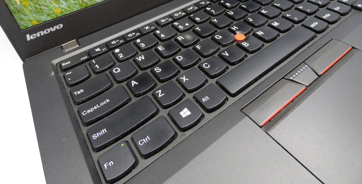 Lenovo Thinkpad T450S i5-5300U 8GB 256GB SSD 1600x900 Win10 Lenovo Thinkpad T450S i5-5300U 8GB 256GB SSD 1600x900 Win10