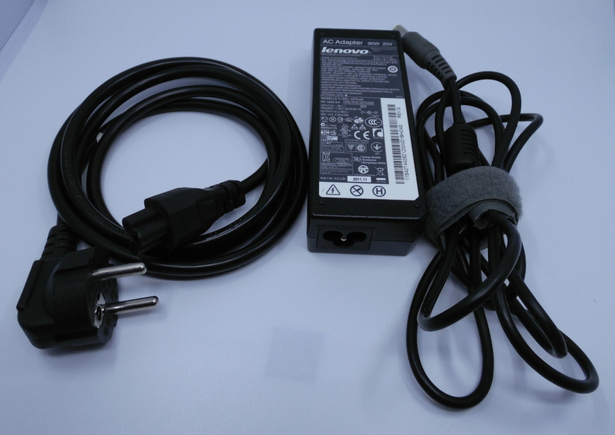 Lenovo Thinkpad T520 i5-2540M 8GB 15.6" 256GB SSD 1600x900 Win10 Lenovo Thinkpad T520 i5-2540M 8GB 15.6" 256GB SSD 1600x900 Win10