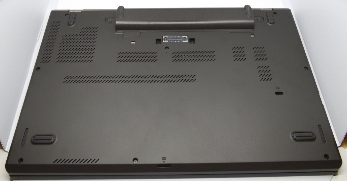 Lenovo Thinkpad T560 i7-6600U 2.60Ghz 12 GB 256GB SSD FullHD 15.6" Lenovo Thinkpad T560 i7-6600U 2.60Ghz 12 GB 256GB SSD FullHD 15.6"