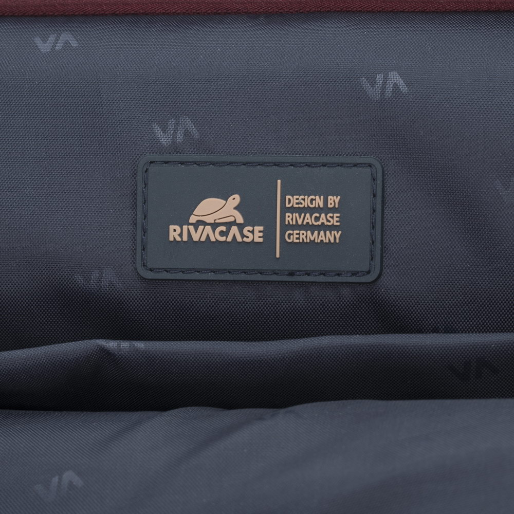 Torba do notebooka 13,3"-14" RivaCase Biscayne, czerwona Torba do notebooka 13,3"-14" RivaCase Biscayne, czerwona