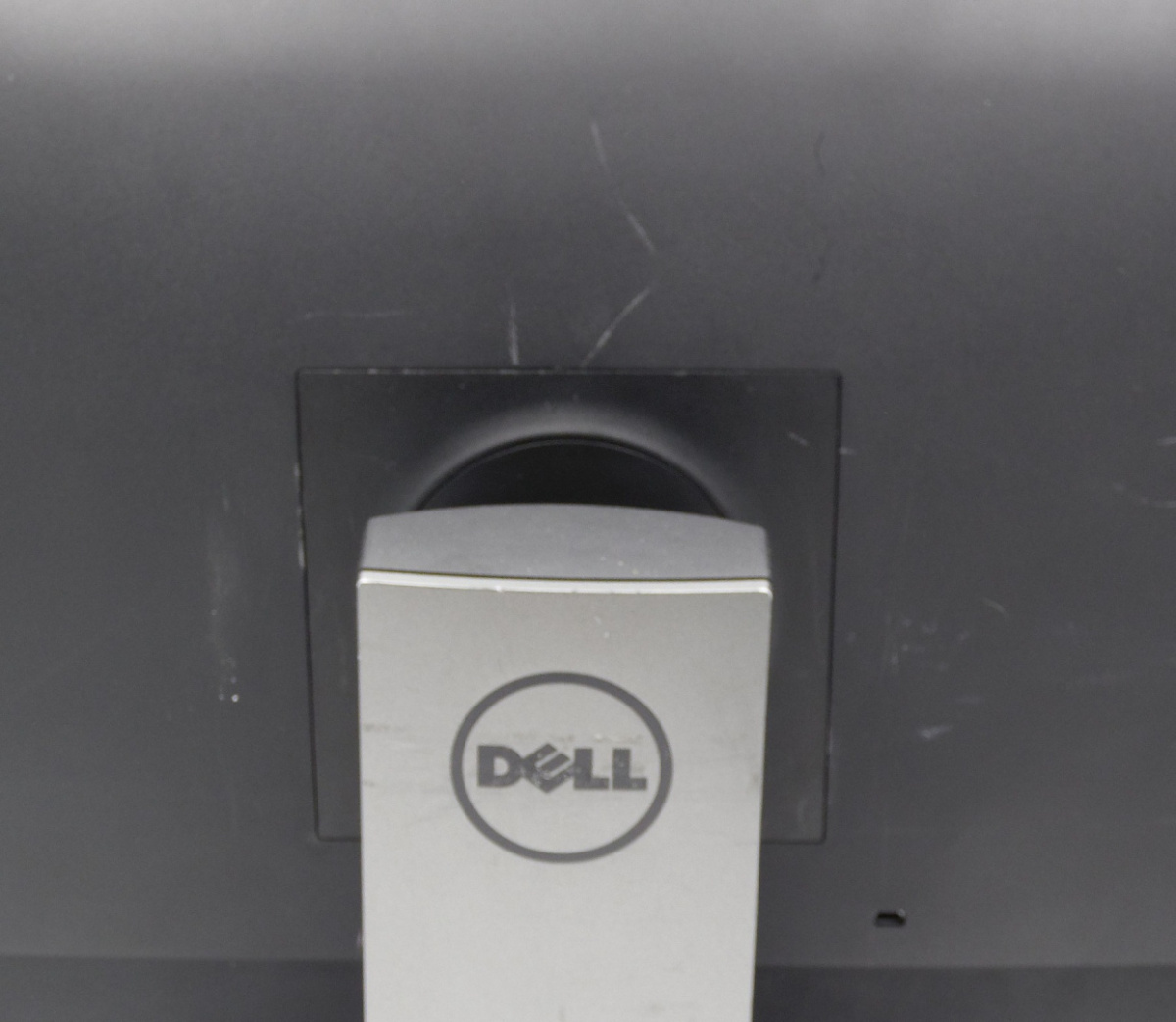 Dell AIO Optiplex 7440 23,8" i5 8GB 256GB SSD FHD Dell AIO Optiplex 7440 23,8" i5 8GB 256GB SSD FHD