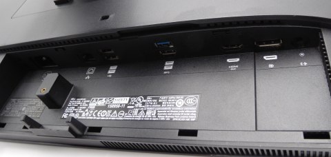 Dell AIO Optiplex 3240 21,5" i5 8GB 240GB SSD FHD Dell AIO Optiplex 3240 21,5" i5 8GB 240GB SSD FHD