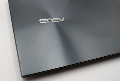 Laptop Asus ZenBook 14" Ryzen 5 /8GB/512G SSD/W11 Laptop Asus ZenBook 14" Ryzen 5 /8GB/512G SSD/W11
