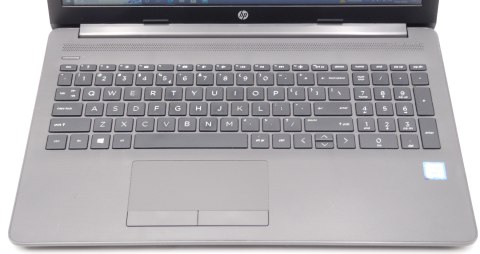 Laptop HP 250 G7 15.6" i3-8130U/8GB/256SSD W10 Laptop HP 250 G7 15.6" i3-8130U/8GB/256SSD W10