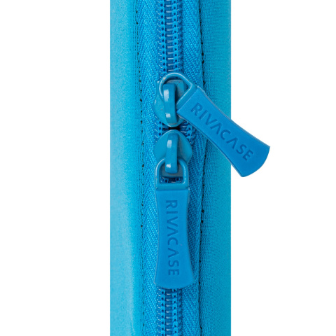 Rivacase 5221 niebieskie etui na MacBooka 13" Rivacase 5221 niebieskie etui na MacBooka 13"