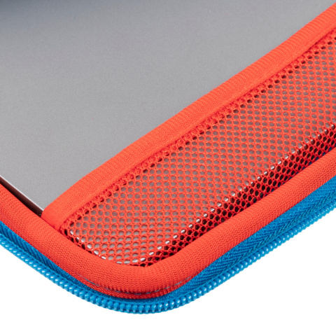 Rivacase 5221 niebieskie etui na MacBooka 13" Rivacase 5221 niebieskie etui na MacBooka 13"