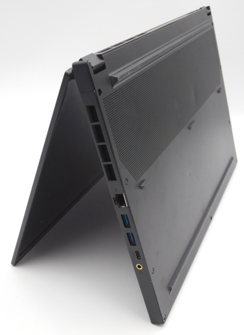 Laptop Gamingowy MSI GS66 Stealth 10SF i7/16GB/2TB/RTX2070/240hz/W11 Laptop Gamingowy MSI GS66 Stealth 10SF i7/16GB/2TB/RTX2070/240hz/W11