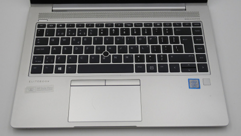 Laptop HP EliteBook 14" 840 G5 i7/16GB/512GB SSD/RX 540X stacja i mysz Laptop HP EliteBook 14" 840 G5 i7/16GB/512GB SSD/RX 540X stacja i mysz