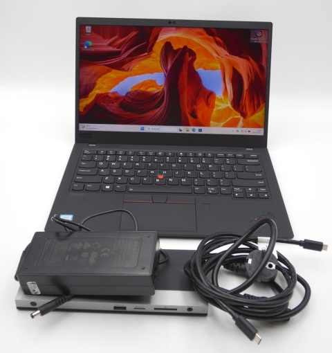 Lenovo X1 Carbon 7th 14" i5-8365U/16GB/512GB/FHD/W11 dotykowy + stacja Lenovo X1 Carbon 7th 14" i5-8365U/16GB/512GB/FHD/W11 dotykowy + stacja