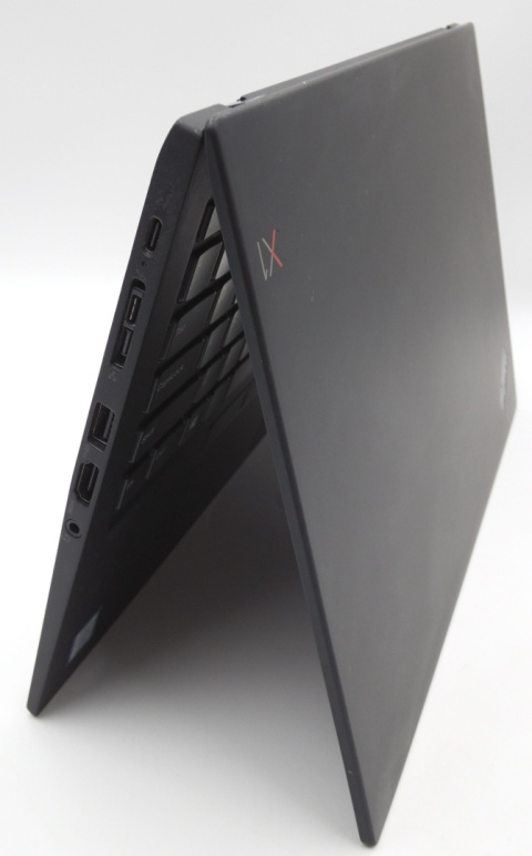 Lenovo X1 Carbon 7th 14" i5-8365U/16GB/512GB/FHD/W11 dotykowy + stacja Lenovo X1 Carbon 7th 14" i5-8365U/16GB/512GB/FHD/W11 dotykowy + stacja
