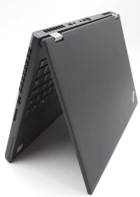 Stacja robocza Lenovo Thinkpad P52 15.6" i7-8850H/P2000/32GB/512G/W11 Stacja robocza Lenovo Thinkpad P52 15.6" i7-8850H/P2000/32GB/512G/W11