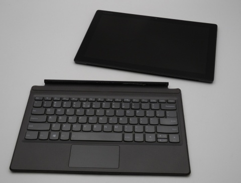 Lenovo Miix 520-12IKB 12.2" i5-8250U/8GB/256 SSD/1920x1200/W11